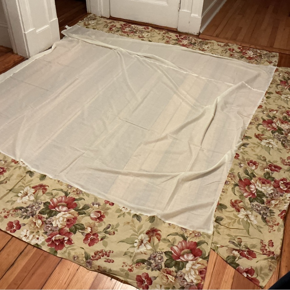 NWOT Waverly Queen Bedskirt - Picture 12 of 15